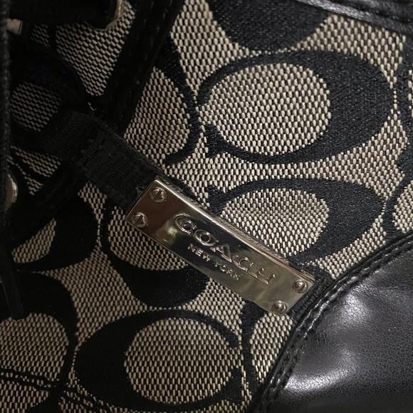 Coach shoes - Picture 2 of 5